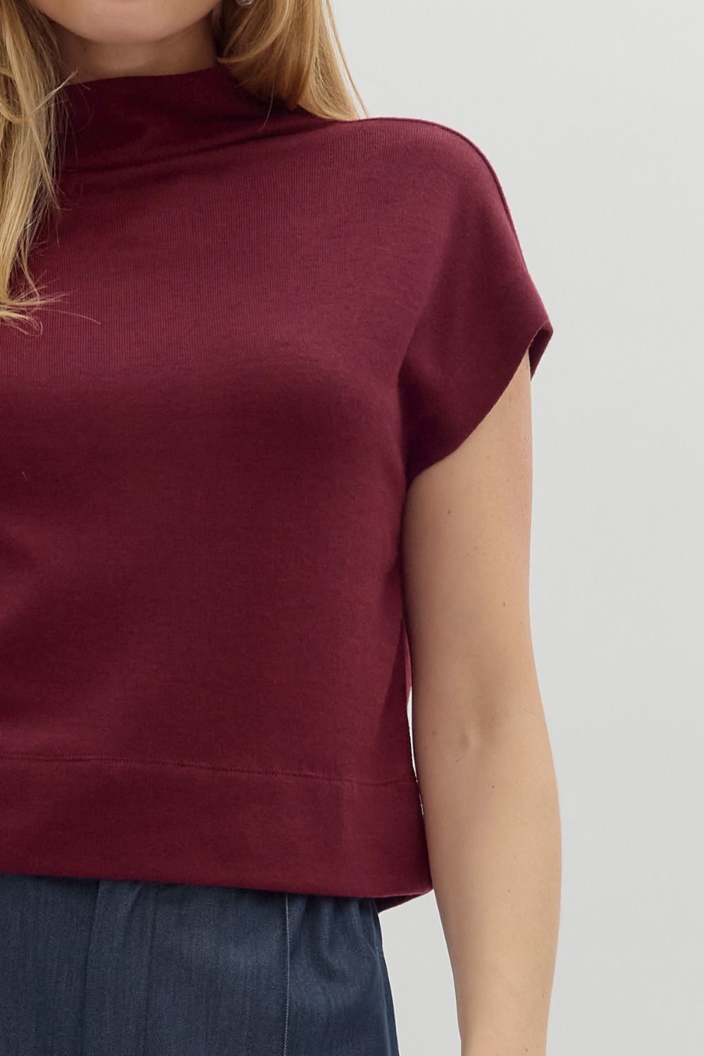 Elle Maroon Sleveless Sweater
