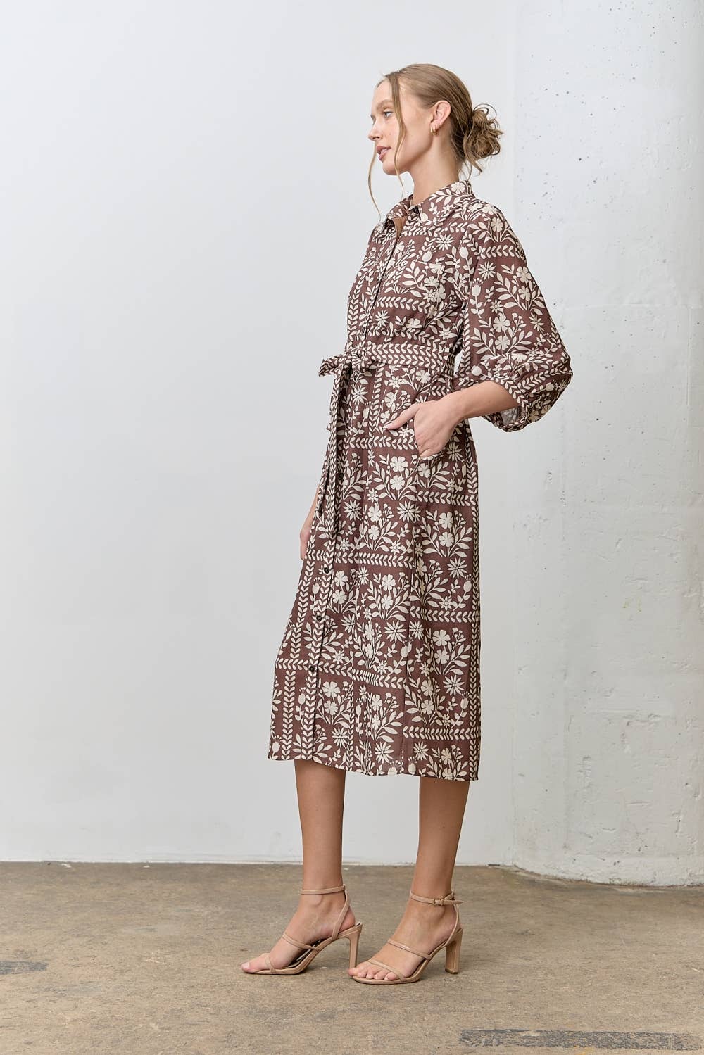 BORDER FLORAL PRINT SHIRT DRESS: WINE/CREAM / XL